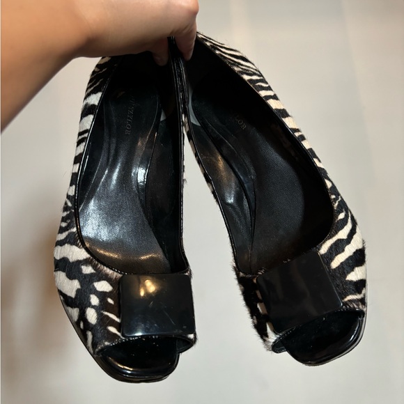 Ann Taylor zebra print heels - Picture 4 of 8